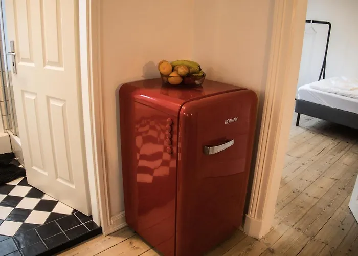 Doppelbett In Heller Apartament *